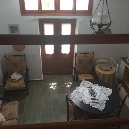 θέτιδα House *